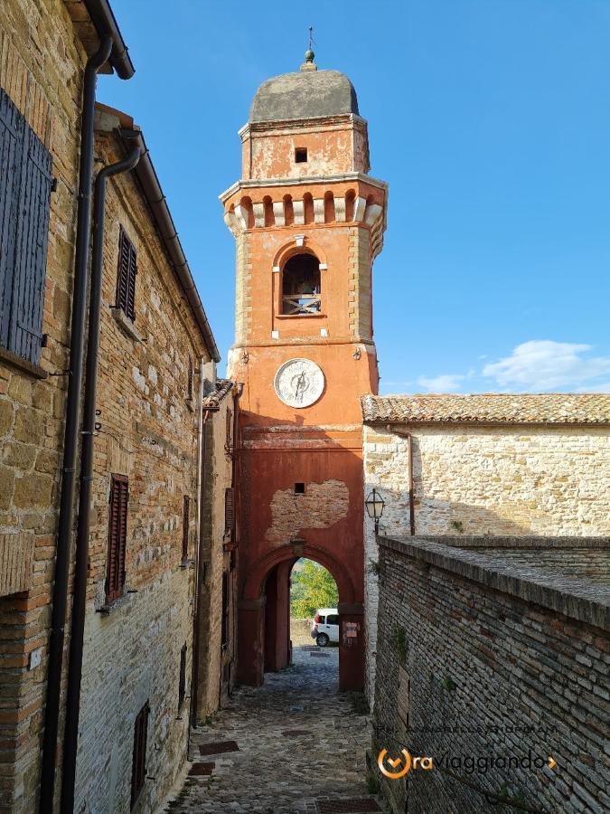 Locanda Del Castello Frontone Екстериор снимка